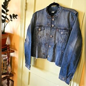 Levis cropped deconstructed Altered blue denim trucker jacket
